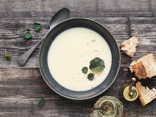 Krämig rotsellerisoppa